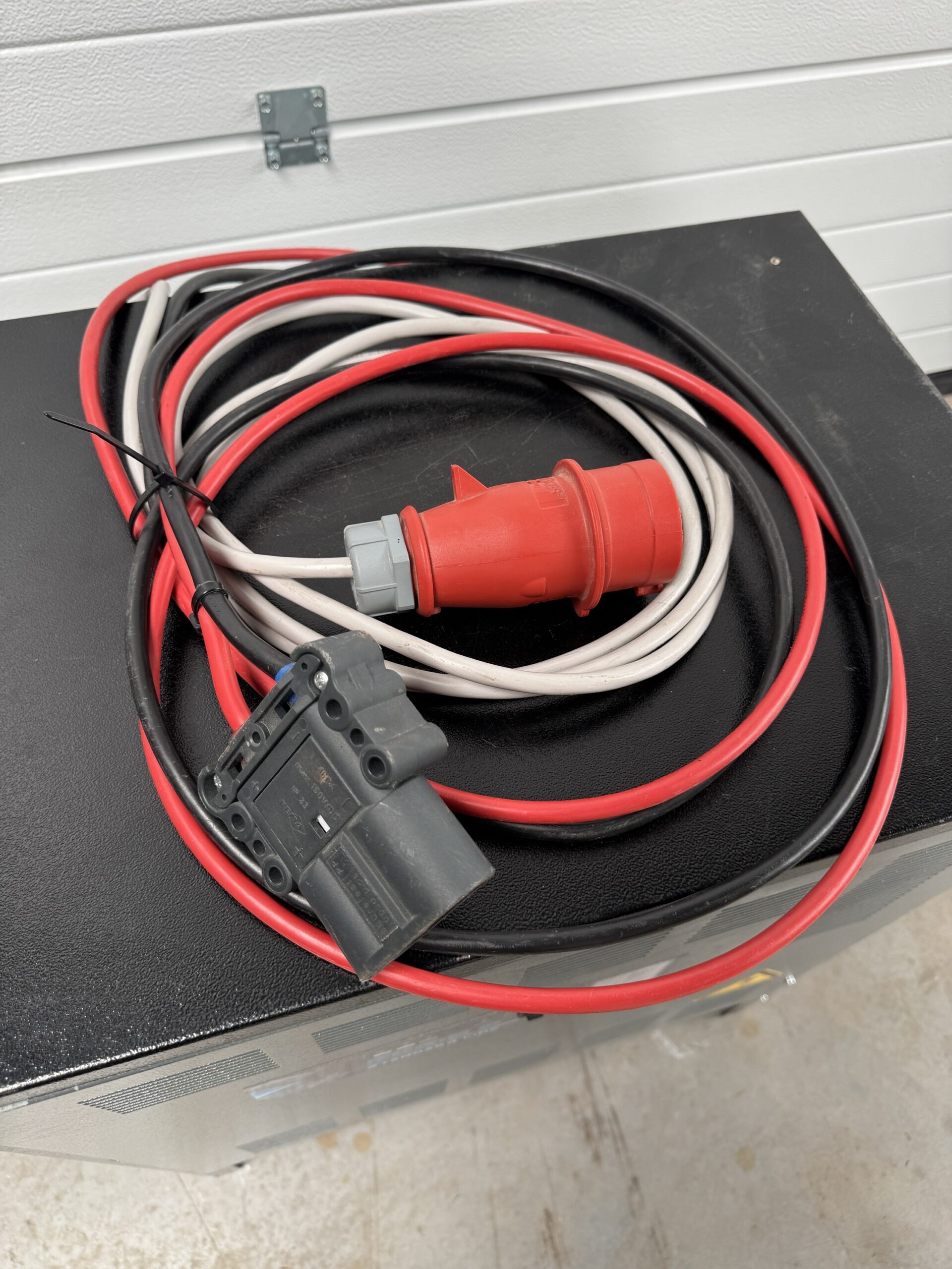 Acculader 80V 100A - Afbeelding 3