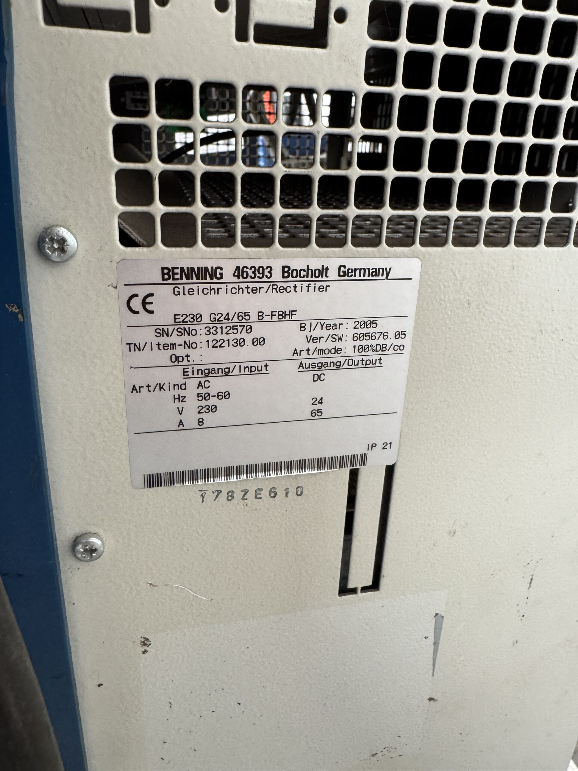 Acculader 24V 65A HF - Afbeelding 2