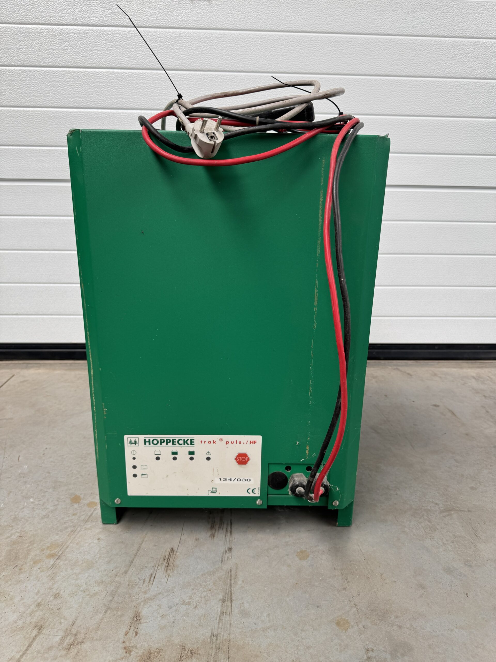 Acculader 24V 30A puls HF