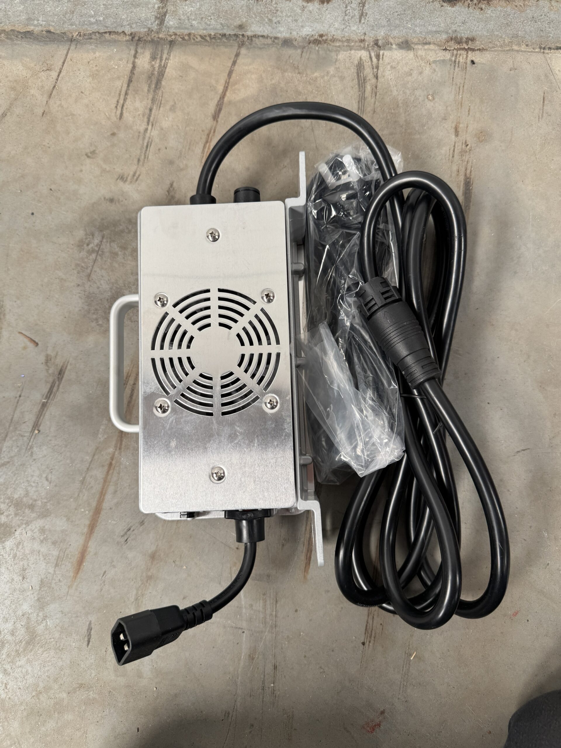 Acculader 29.2V 30A