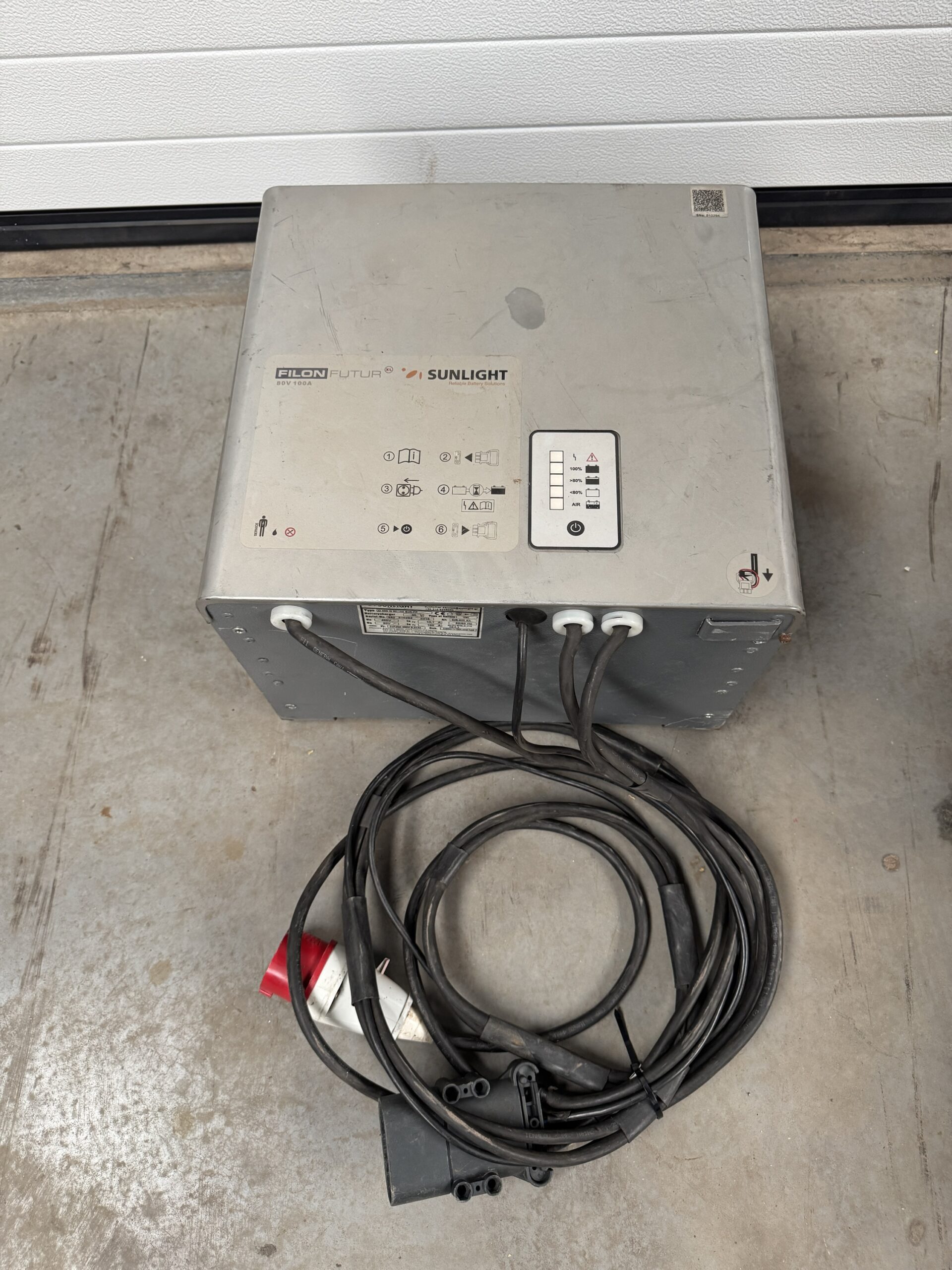 Acculader 80V 100A