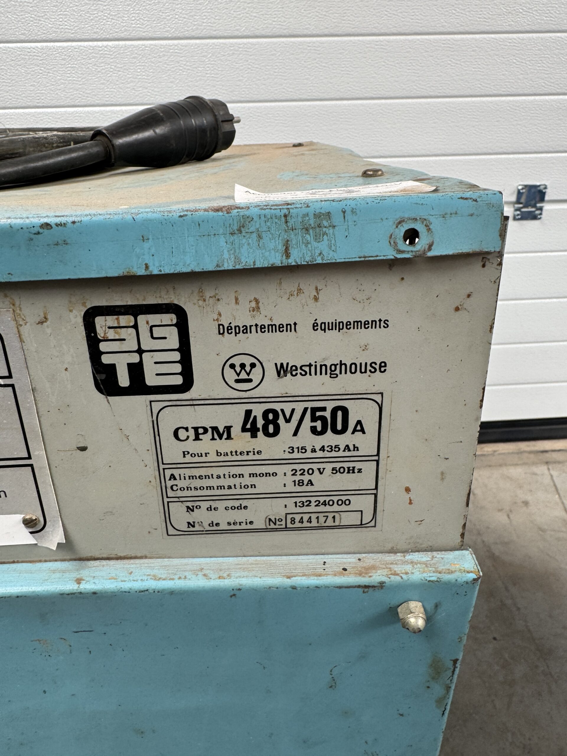 Acculader 48V 50A 230v - Afbeelding 2