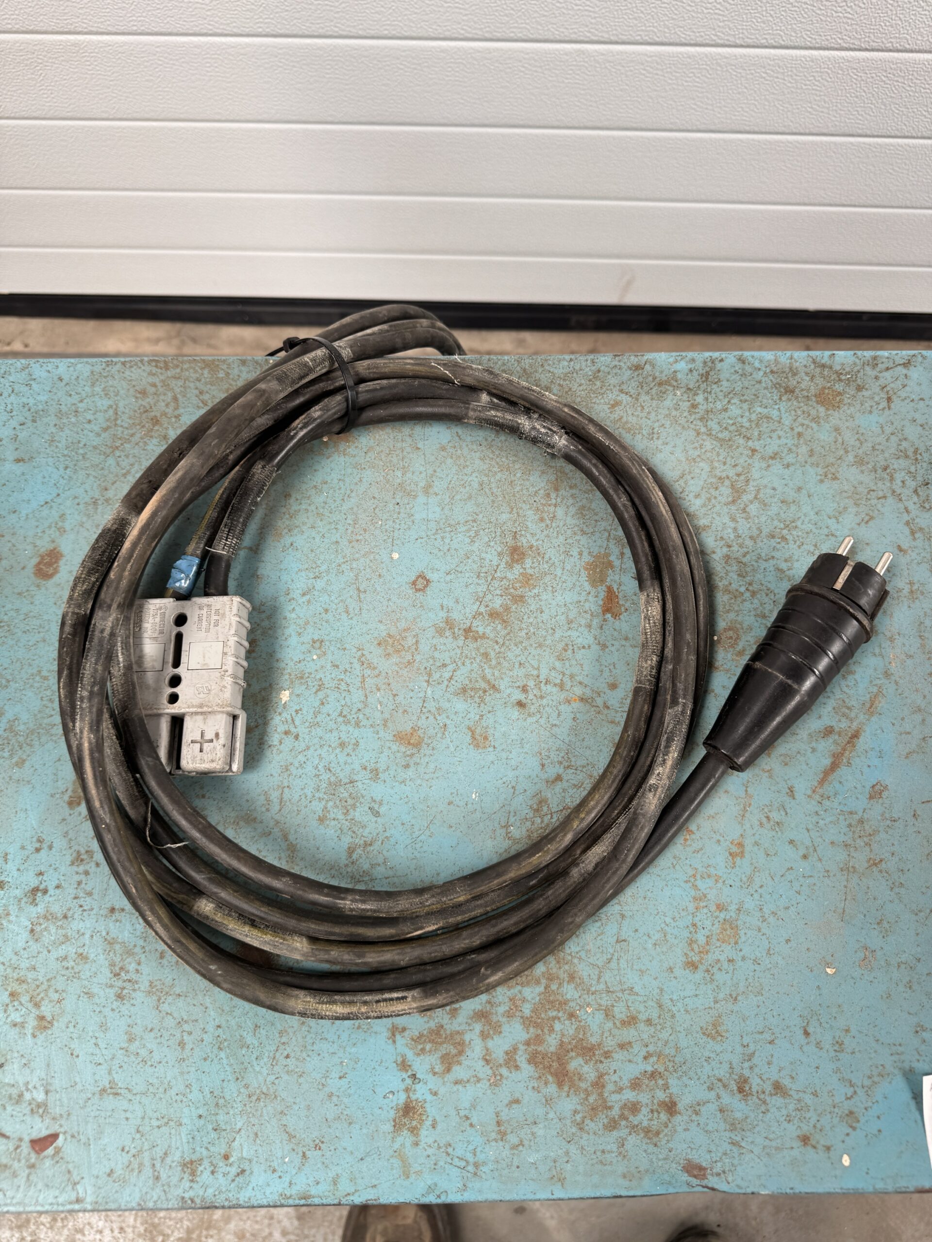 Acculader 48V 50A 230v - Afbeelding 3