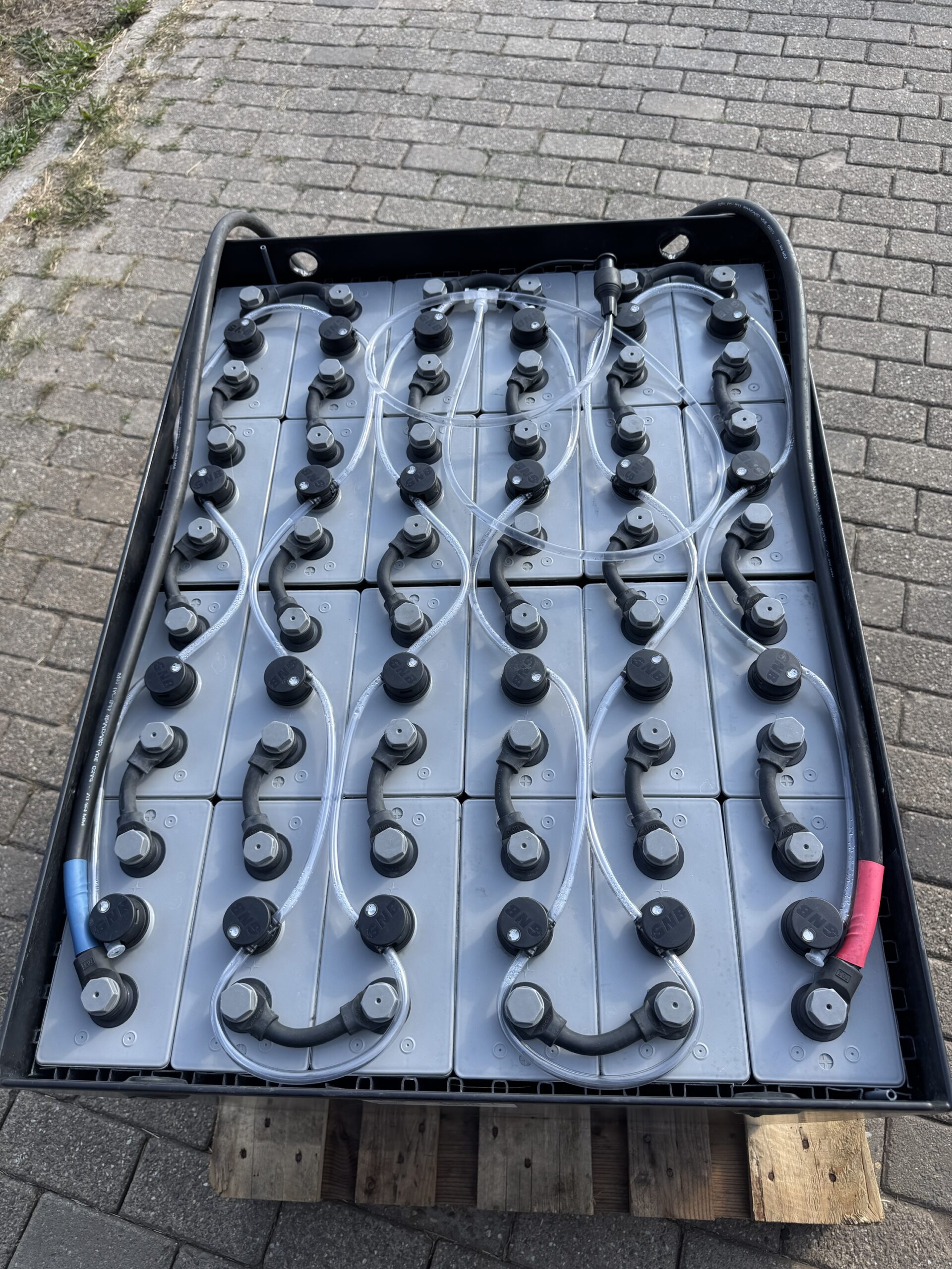2025 tractie accu 48V 625Ah (100%) - Afbeelding 2