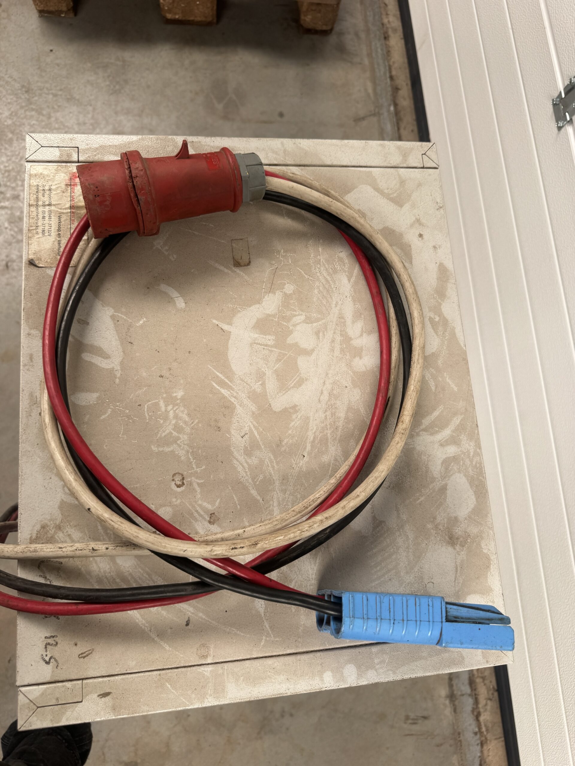 Acculader 48V 80A - Afbeelding 3